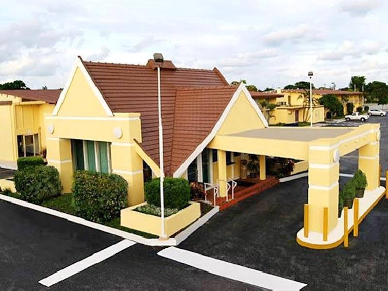 The Hollywood Gateway Inn Bagian luar foto