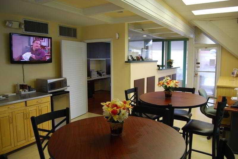 The Hollywood Gateway Inn Bagian luar foto